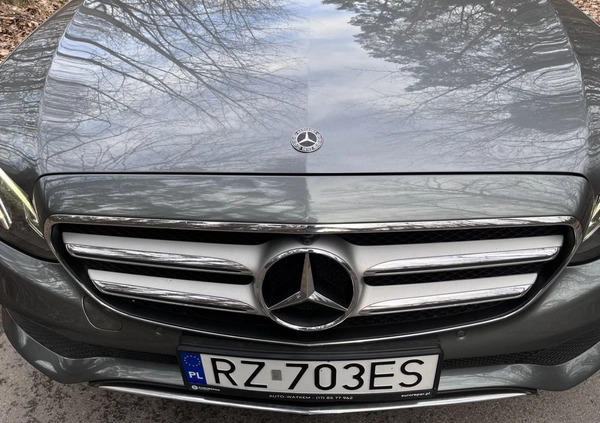 Mercedes-Benz Klasa E cena 82999 przebieg: 363000, rok produkcji 2018 z Rzeszów małe 704
